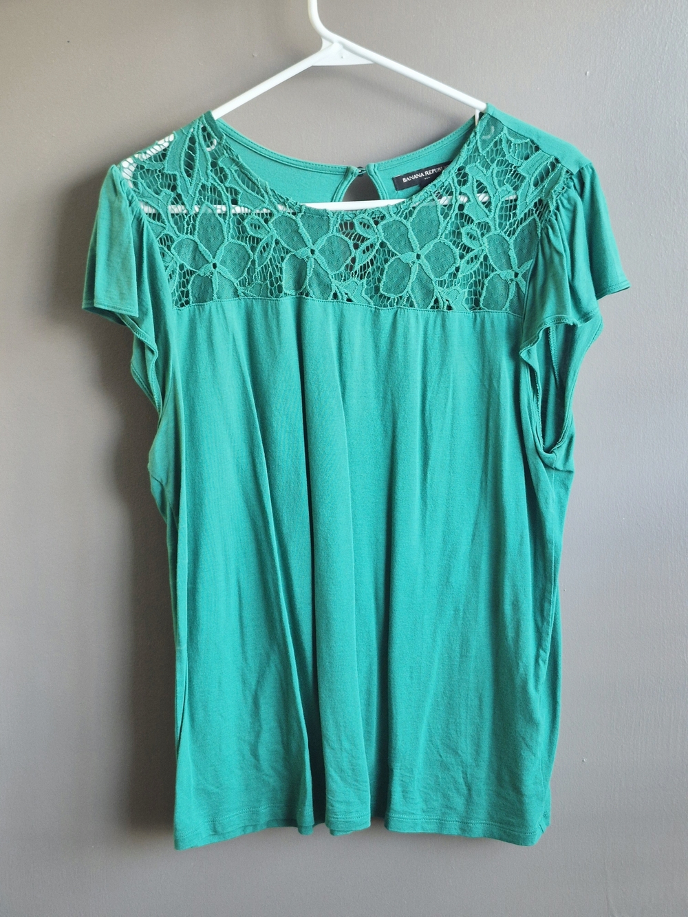 Banana Republic Teal Green Crochet Yoke Short Sleeve Top